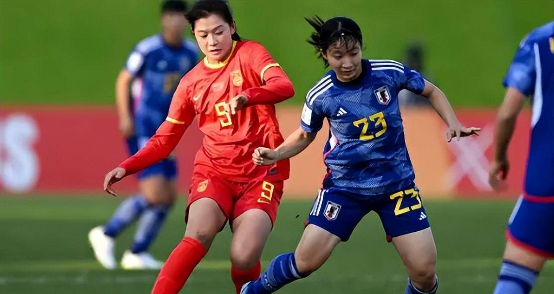 国际赛场上顶尖女足选手的绚丽表现赞不绝口的简单介绍