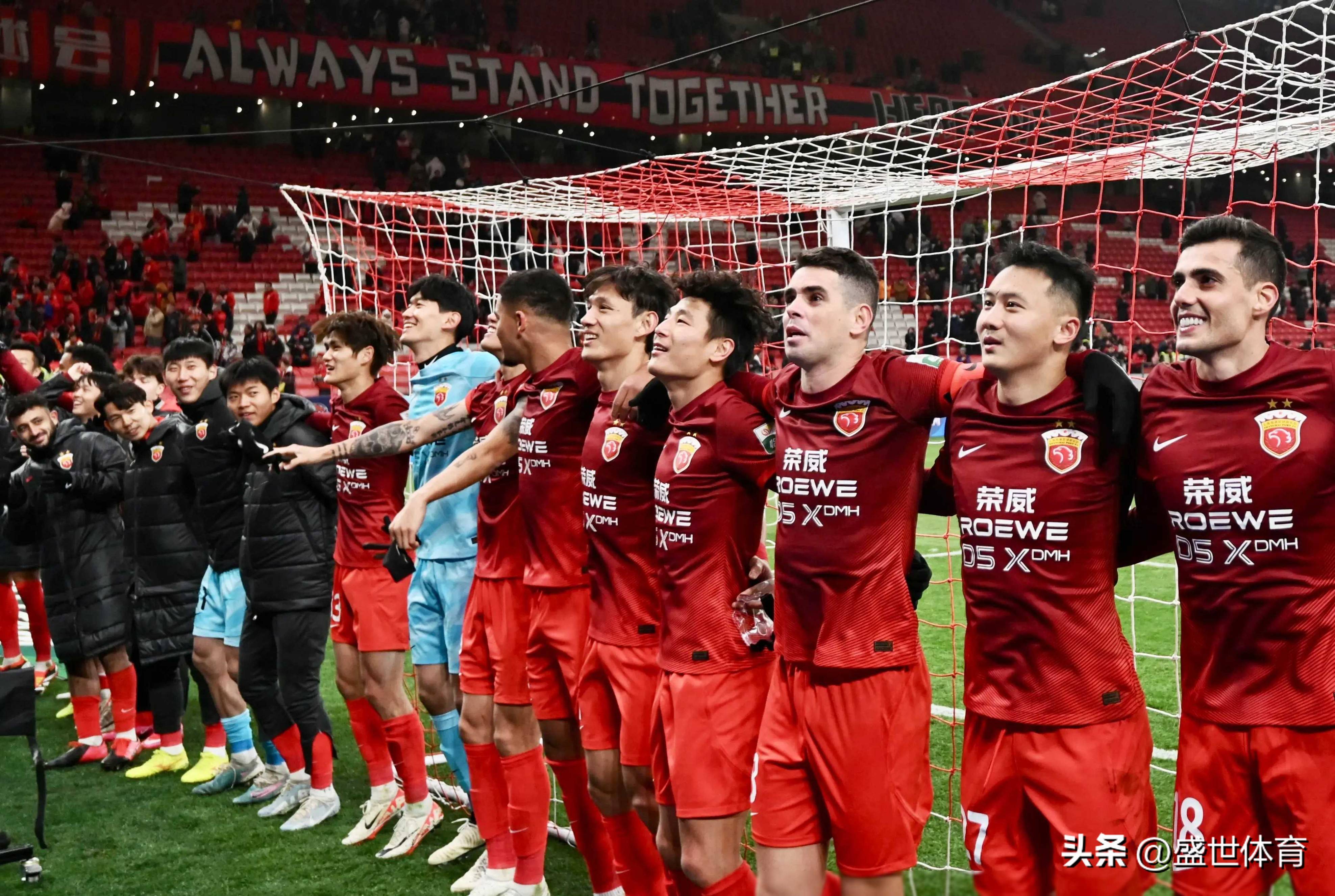 包含日本球队在亚冠赛场上创造历史壮举的词条